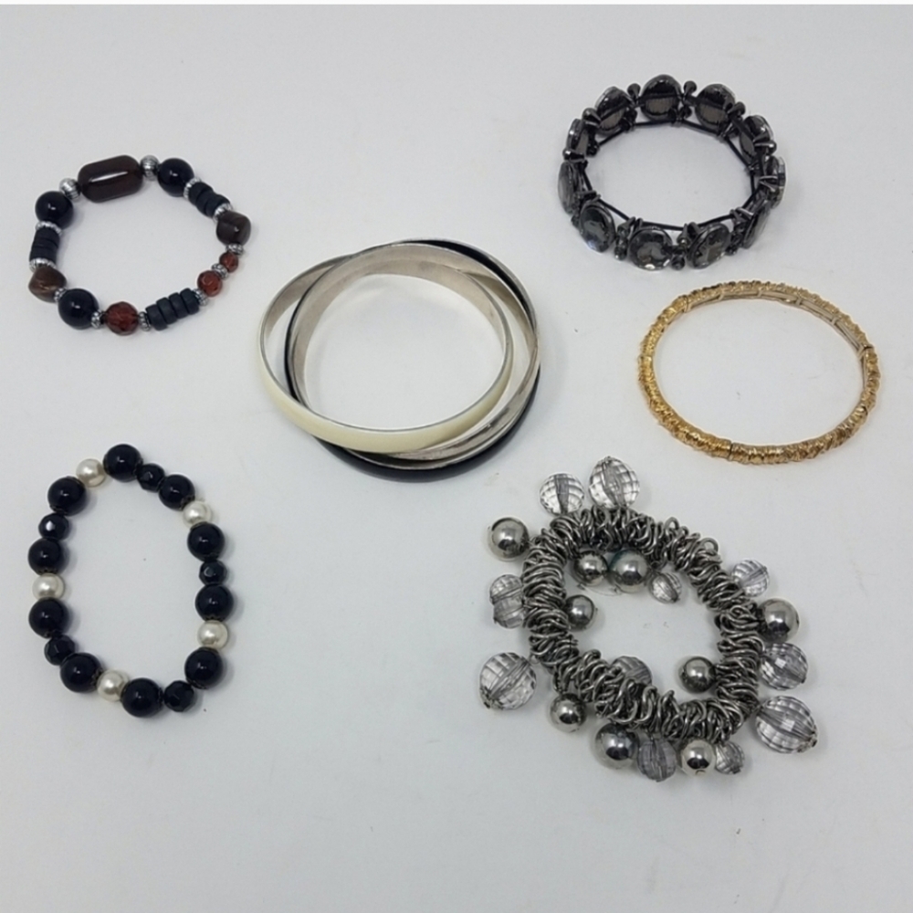 Bundle of 6 Women‎ Fashion Bracelets